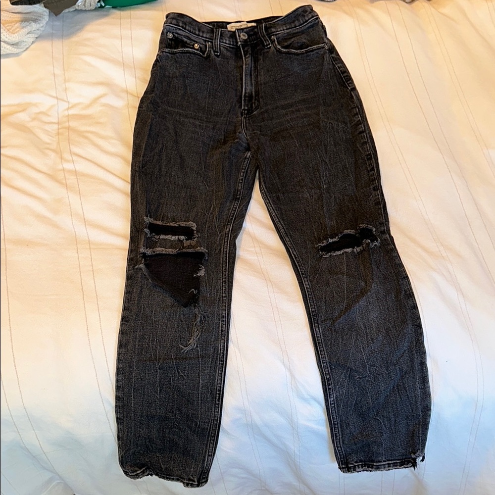 Abercrombie Ultra High Rise Ankle Straight Jeans